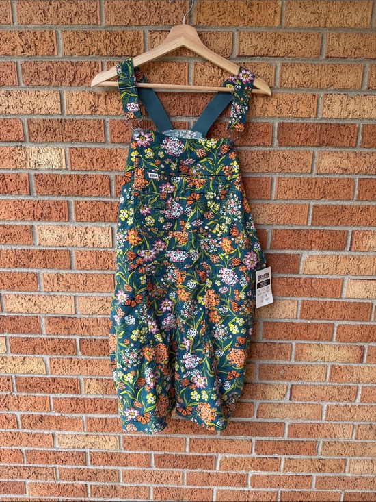 Duluth Trading Co Pants - Duluth NWT Heirloom Gardening 7" Shorts Overalls Monarch Butterfly XL